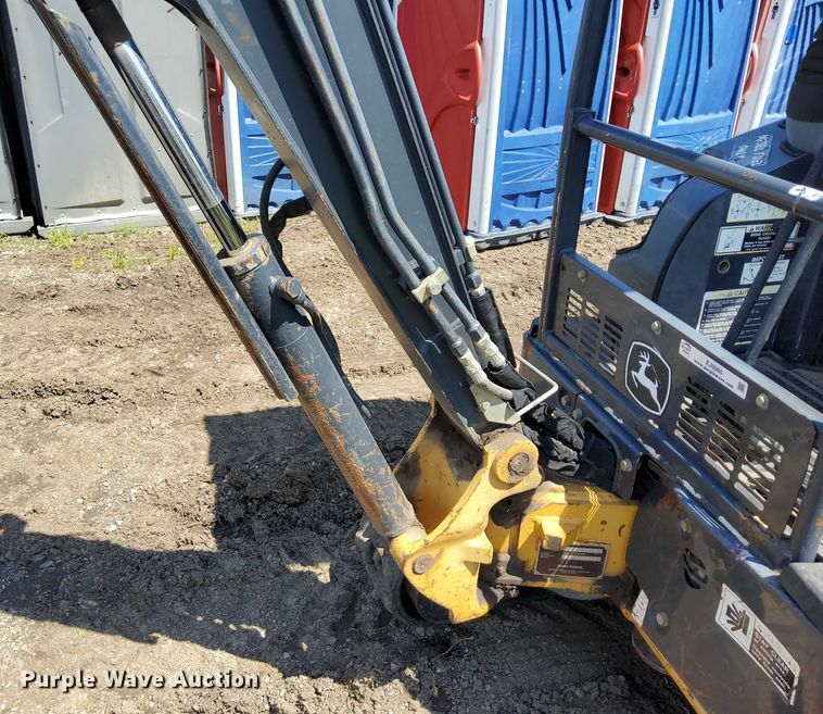 image for item EJ0060 John Deere 17D mini excavator