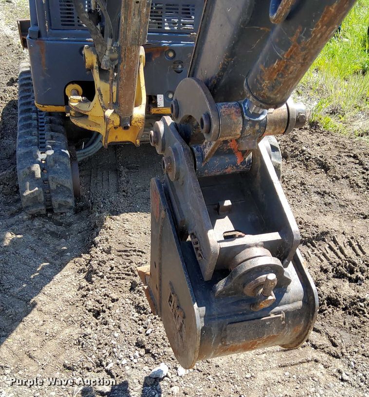 image for item EJ0060 John Deere 17D mini excavator