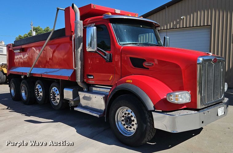 image for item EJ0062 2015 Peterbilt 567 dump truck