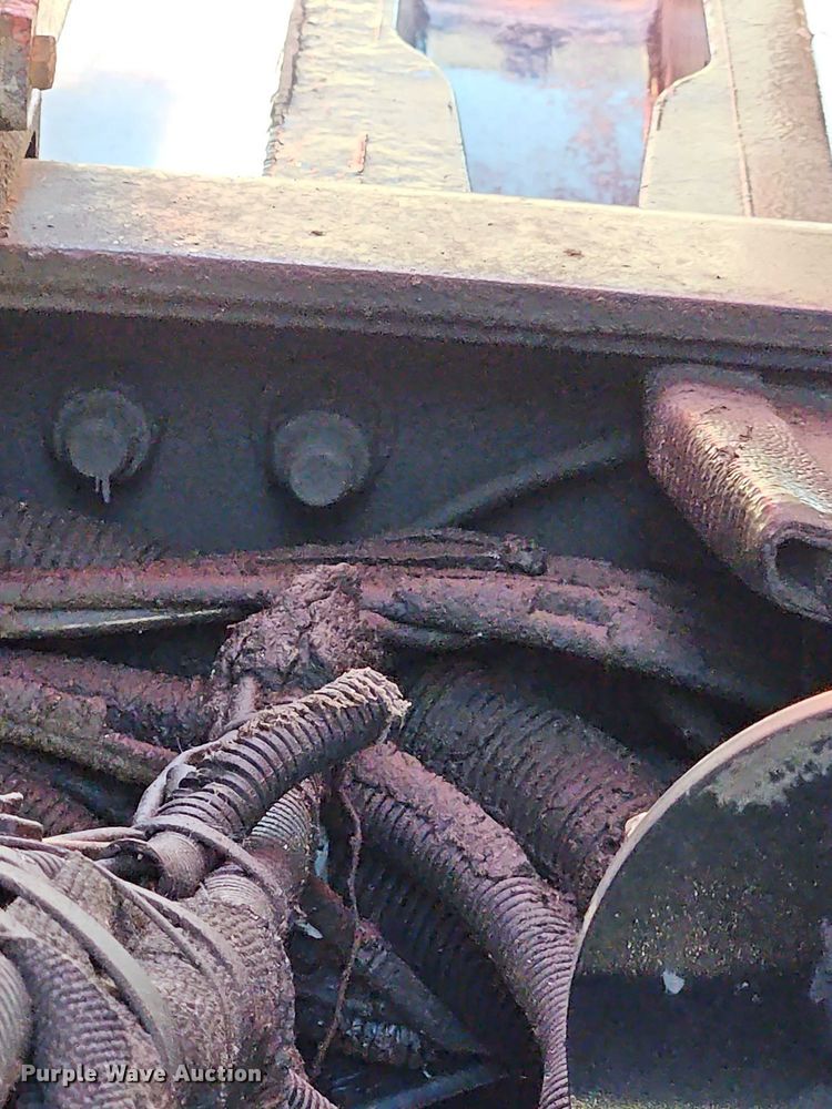 image for item EJ0062 2015 Peterbilt 567 dump truck