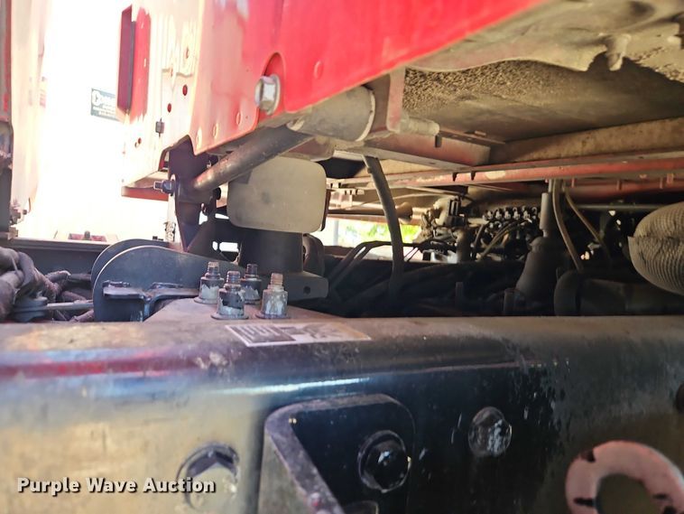 image for item EJ0062 2015 Peterbilt 567 dump truck