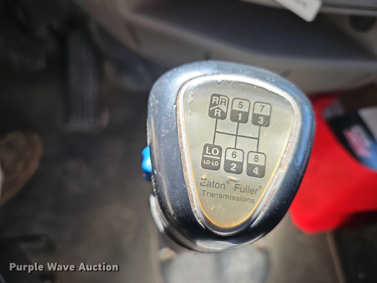 image for item EJ0062 2015 Peterbilt 567 dump truck