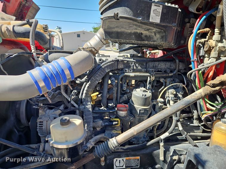 image for item EJ0062 2015 Peterbilt 567 dump truck