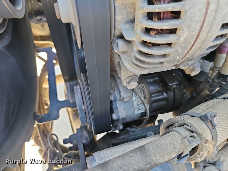 image for item EJ0062 2015 Peterbilt 567 dump truck