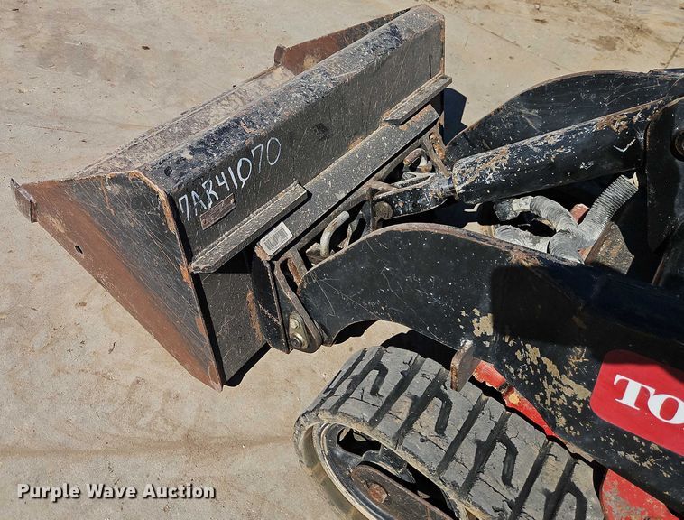 image for item EJ0063 2016 Toro TX427 compact utility loader