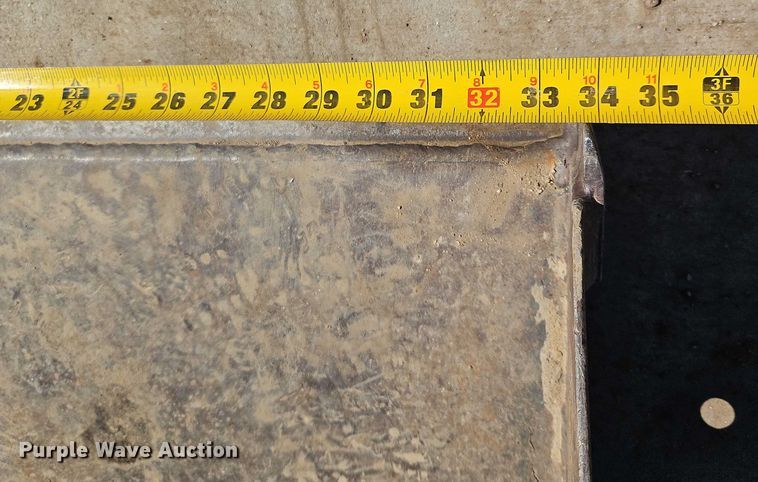 image for item EJ0063 2016 Toro TX427 compact utility loader