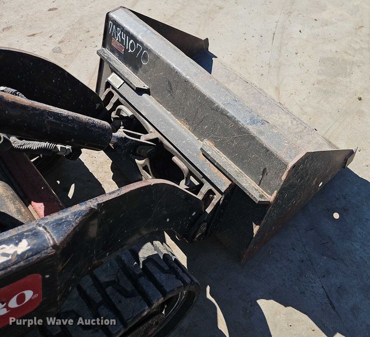 image for item EJ0063 2016 Toro TX427 compact utility loader