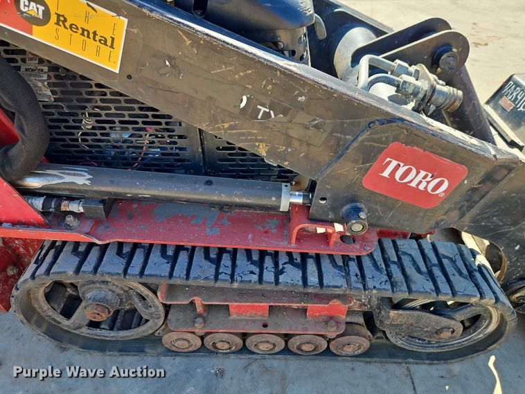 image for item EJ0063 2016 Toro TX427 compact utility loader