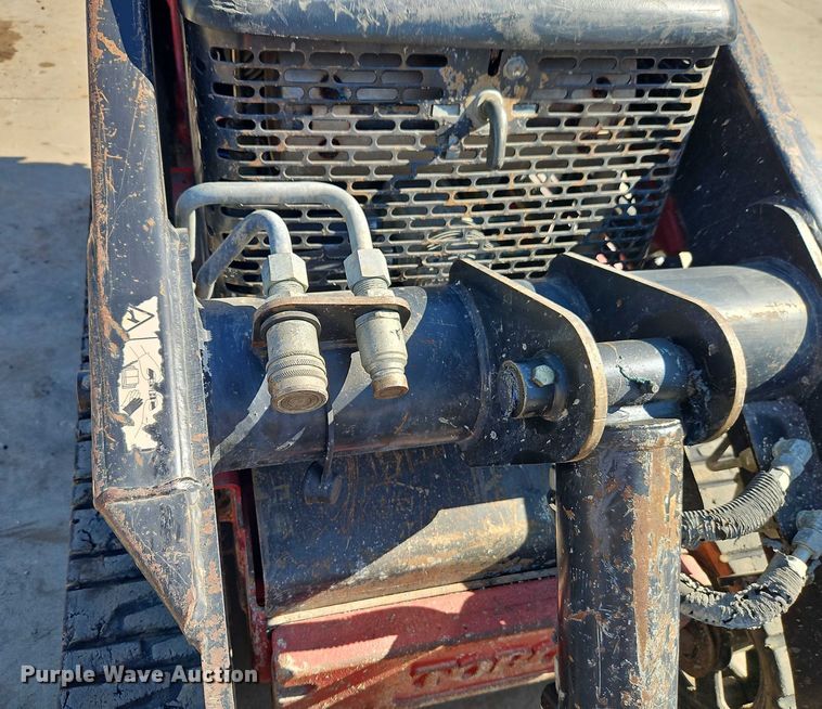 image for item EJ0063 2016 Toro TX427 compact utility loader