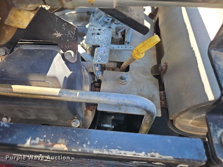 image for item EJ0063 2016 Toro TX427 compact utility loader