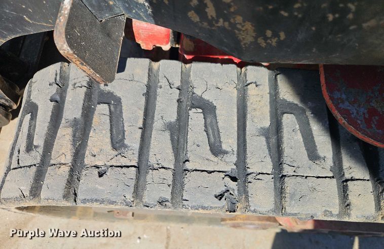 image for item EJ0063 2016 Toro TX427 compact utility loader