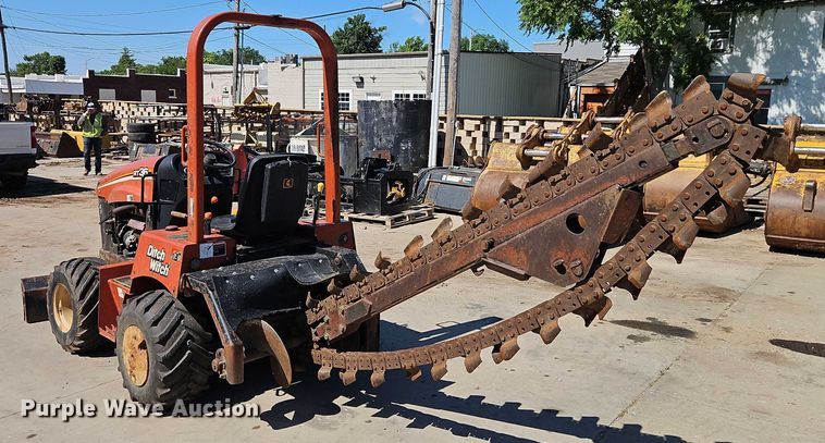 image for item EJ0064 2004 Ditch Witch RT36 trencher