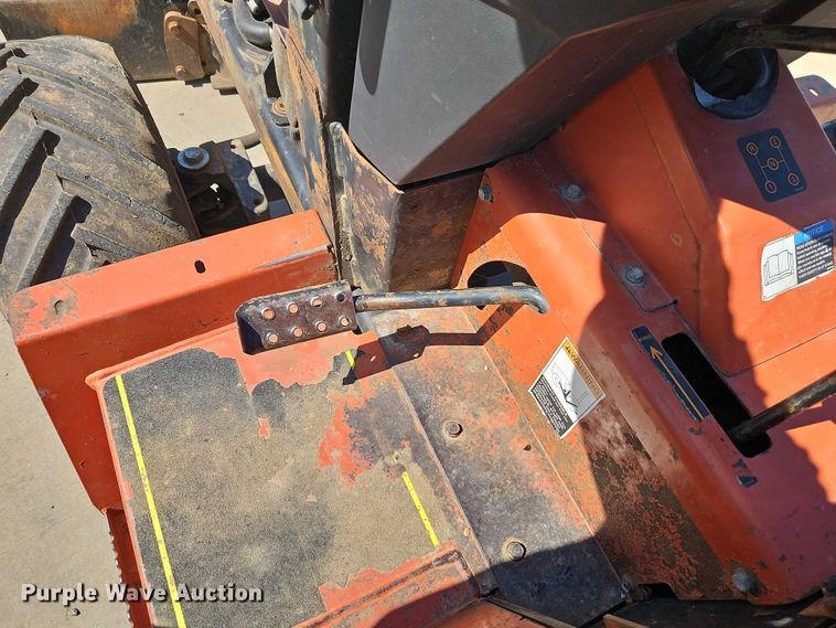 image for item EJ0064 2004 Ditch Witch RT36 trencher
