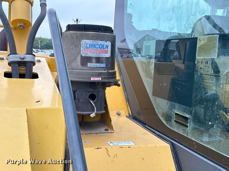 image for item EJ3743 2012 Komatsu PC88MR-8 mini excavator