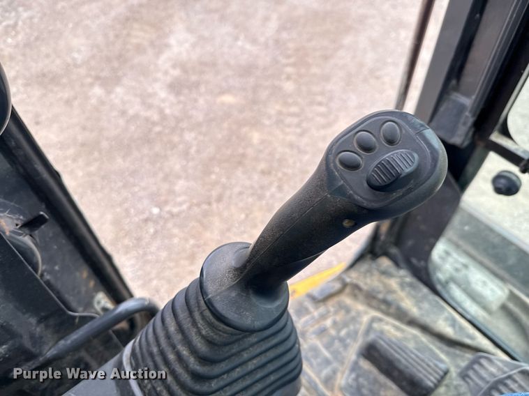 image for item EJ3743 2012 Komatsu PC88MR-8 mini excavator