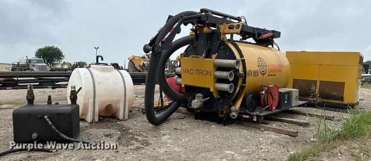 image for item EJ3745 Vermeer ATV-1850 vacuum excavator