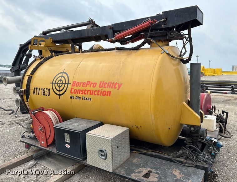 image for item EJ3745 Vermeer ATV-1850 vacuum excavator