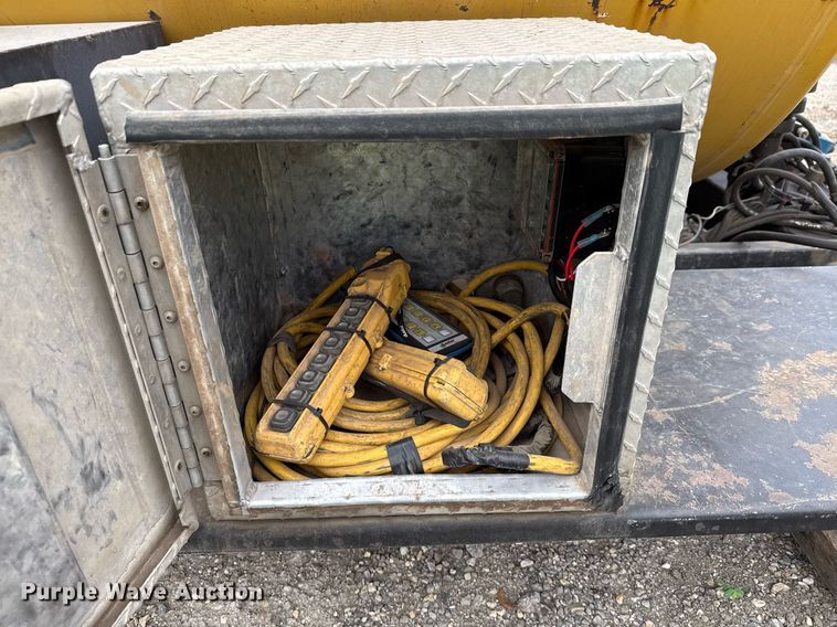 image for item EJ3745 Vermeer ATV-1850 vacuum excavator