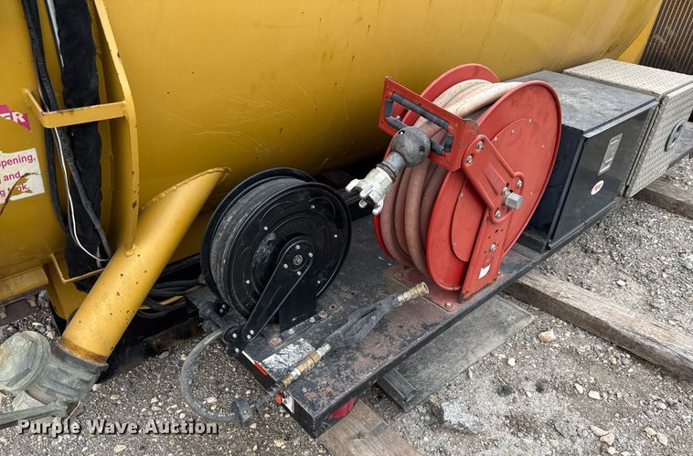 image for item EJ3745 Vermeer ATV-1850 vacuum excavator