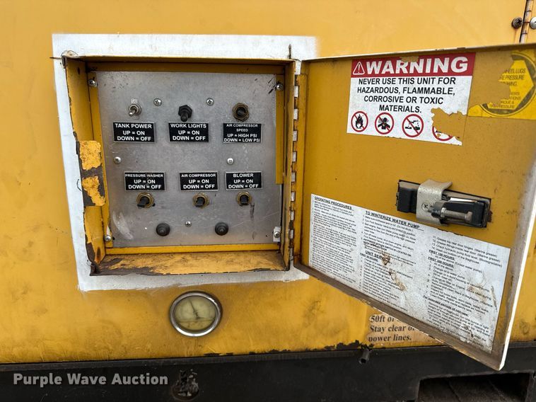 image for item EJ3745 Vermeer ATV-1850 vacuum excavator