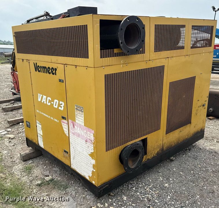 image for item EJ3745 Vermeer ATV-1850 vacuum excavator