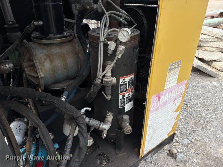 image for item EJ3745 Vermeer ATV-1850 vacuum excavator