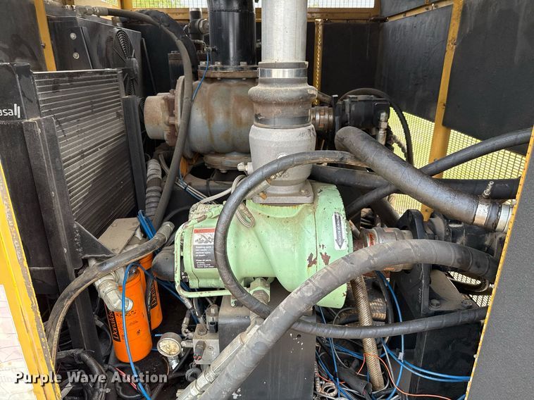 image for item EJ3745 Vermeer ATV-1850 vacuum excavator