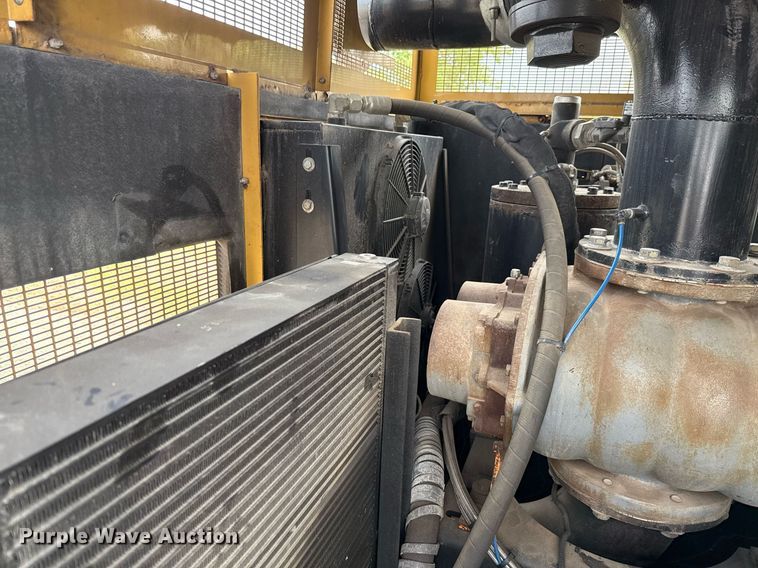 image for item EJ3745 Vermeer ATV-1850 vacuum excavator