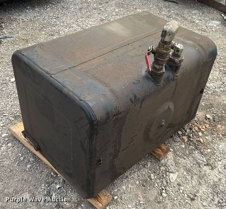 image for item EJ3745 Vermeer ATV-1850 vacuum excavator