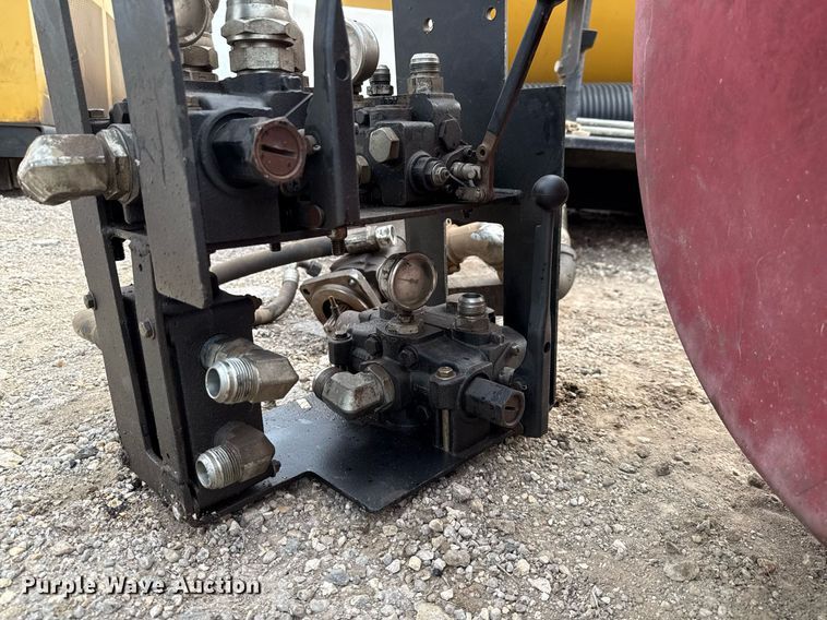 image for item EJ3745 Vermeer ATV-1850 vacuum excavator