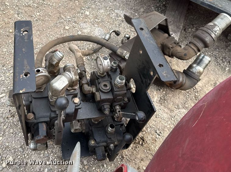 image for item EJ3745 Vermeer ATV-1850 vacuum excavator