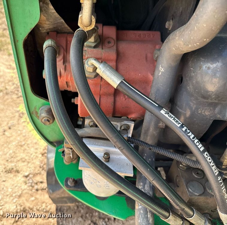 image for item EJ3747 2005 Bobcat 323 J mini excavator