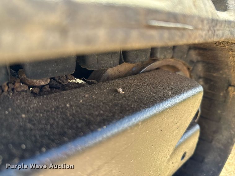 image for item EJ3747 2005 Bobcat 323 J mini excavator