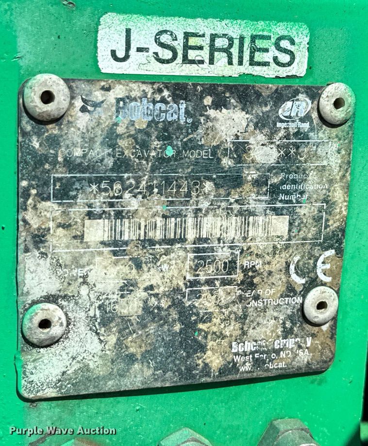 image for item EJ3747 2005 Bobcat 323 J mini excavator