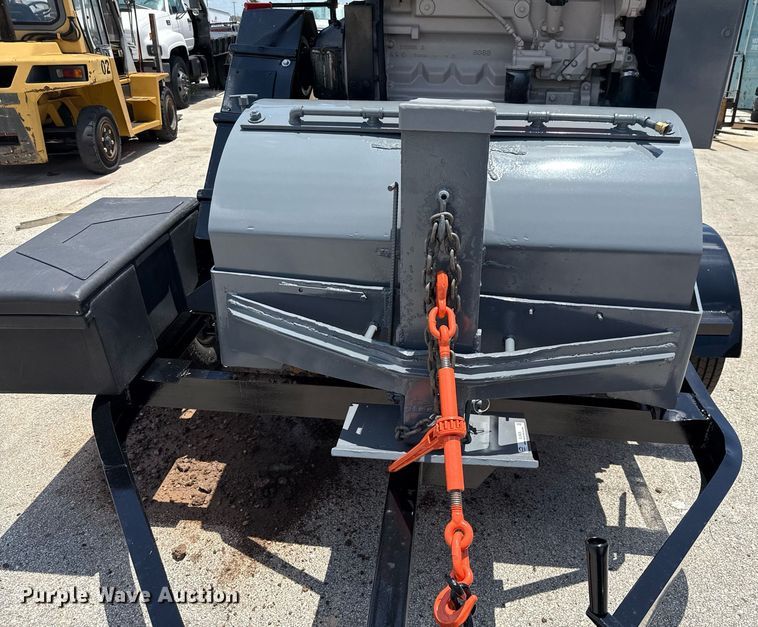 image for item EJ3828 2001 Asphalt Zipper AZ480T cold planer