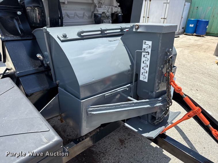 image for item EJ3828 2001 Asphalt Zipper AZ480T cold planer