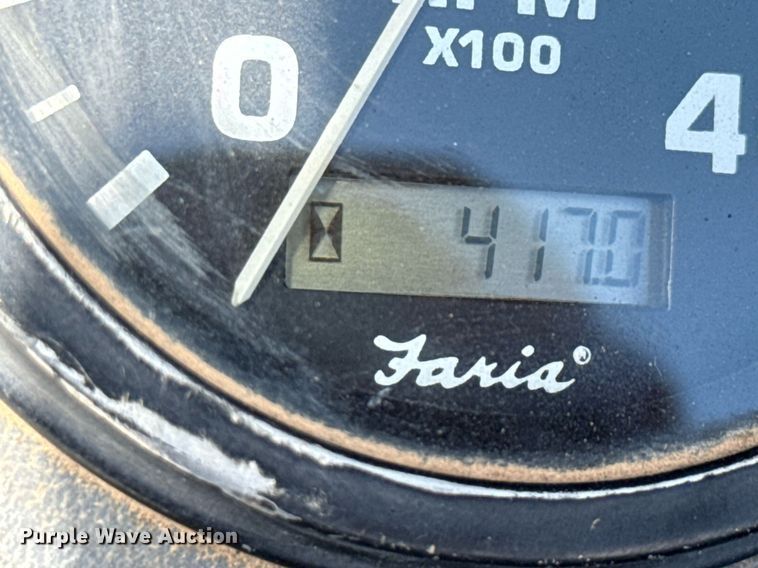 image for item EJ3828 2001 Asphalt Zipper AZ480T cold planer