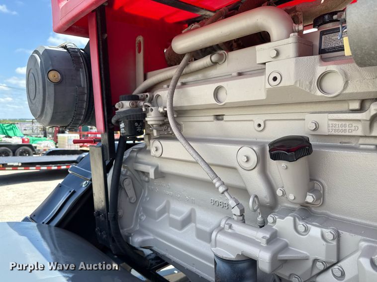 image for item EJ3828 2001 Asphalt Zipper AZ480T cold planer