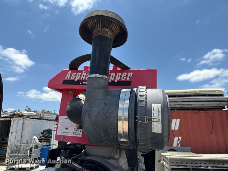 image for item EJ3828 2001 Asphalt Zipper AZ480T cold planer