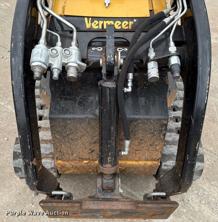 image for item EJ4499 2019 Vermeer S925TX compact utility loader