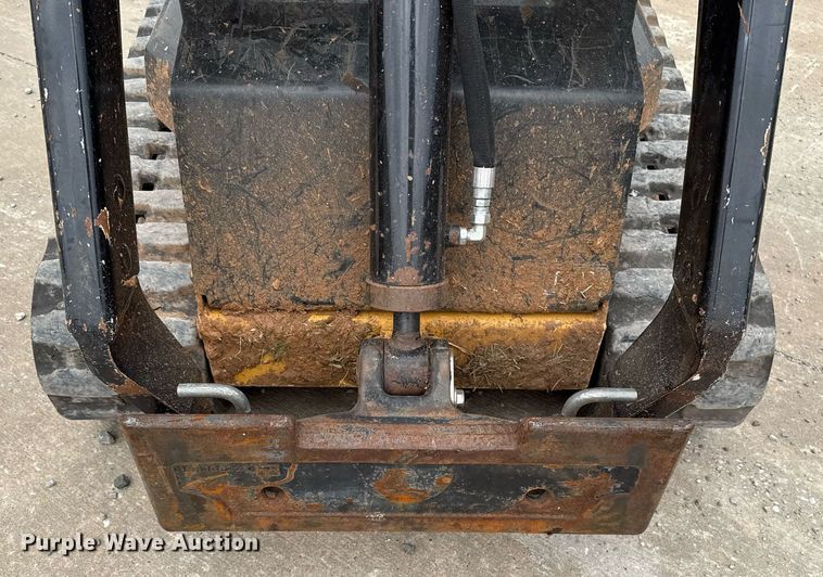 image for item EJ4499 2019 Vermeer S925TX compact utility loader