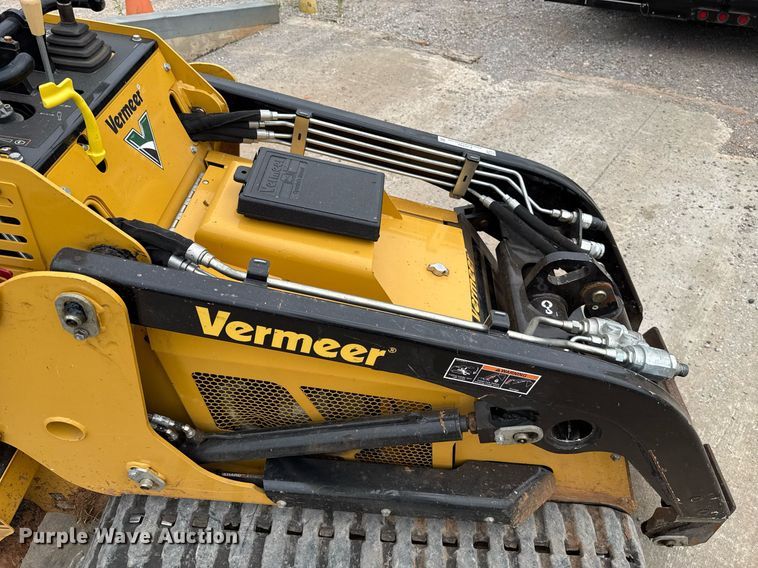 image for item EJ4499 2019 Vermeer S925TX compact utility loader
