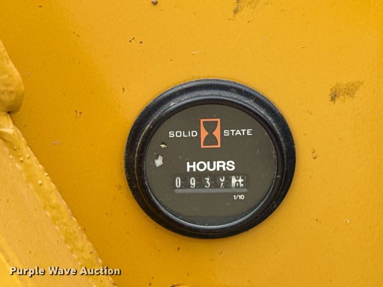 image for item EJ4499 2019 Vermeer S925TX compact utility loader