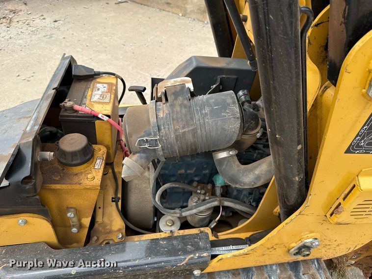 image for item EJ4499 2019 Vermeer S925TX compact utility loader