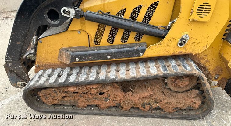 image for item EJ4499 2019 Vermeer S925TX compact utility loader