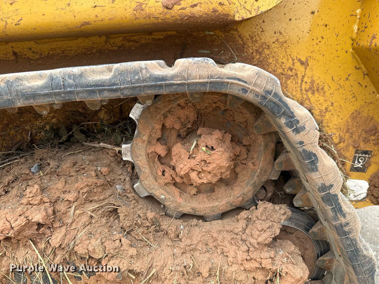 image for item EJ4499 2019 Vermeer S925TX compact utility loader