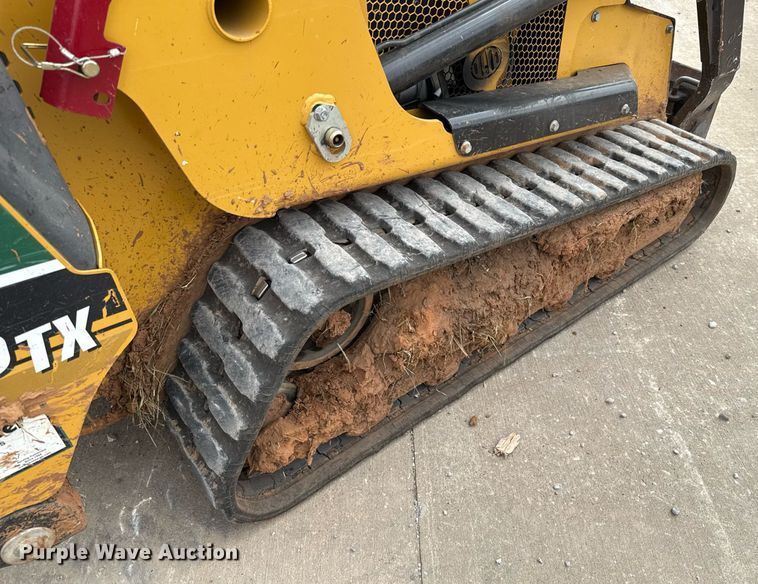 image for item EJ4499 2019 Vermeer S925TX compact utility loader