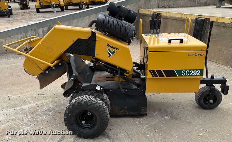 image for item EJ4500 2022 Vermeer SC292 stump grinder