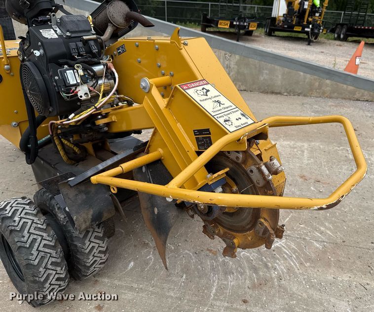 image for item EJ4500 2022 Vermeer SC292 stump grinder