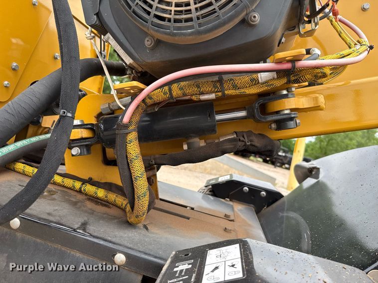 image for item EJ4500 2022 Vermeer SC292 stump grinder